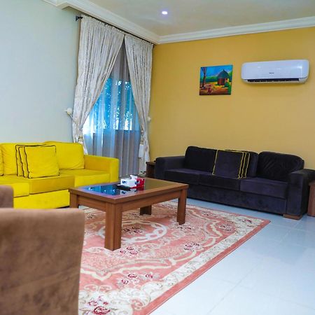Guest Pride Hotel Kano Bagian luar foto