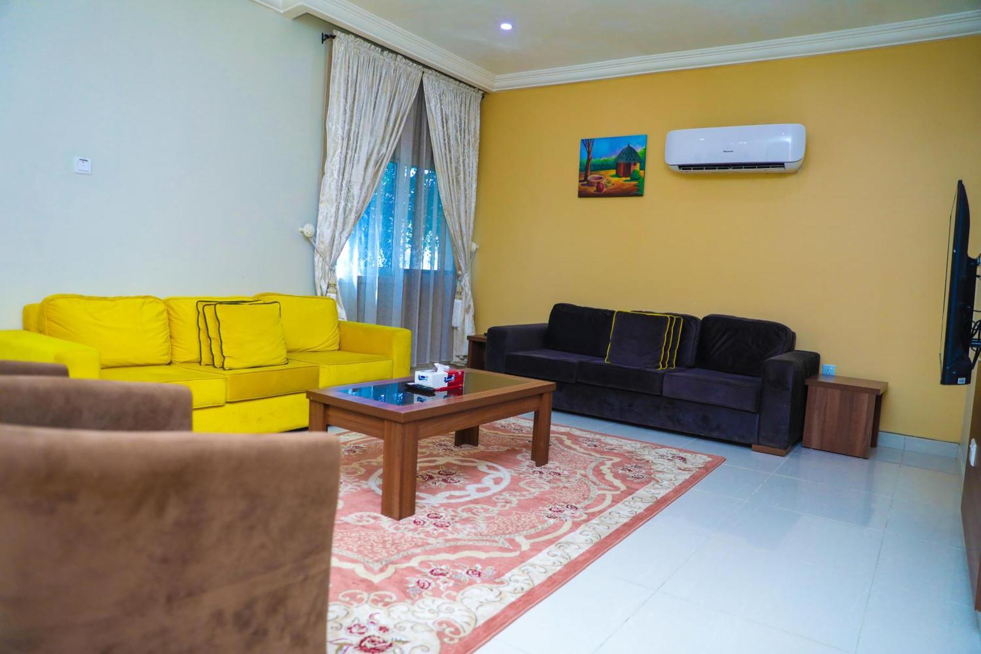 Guest Pride Hotel Kano Bagian luar foto